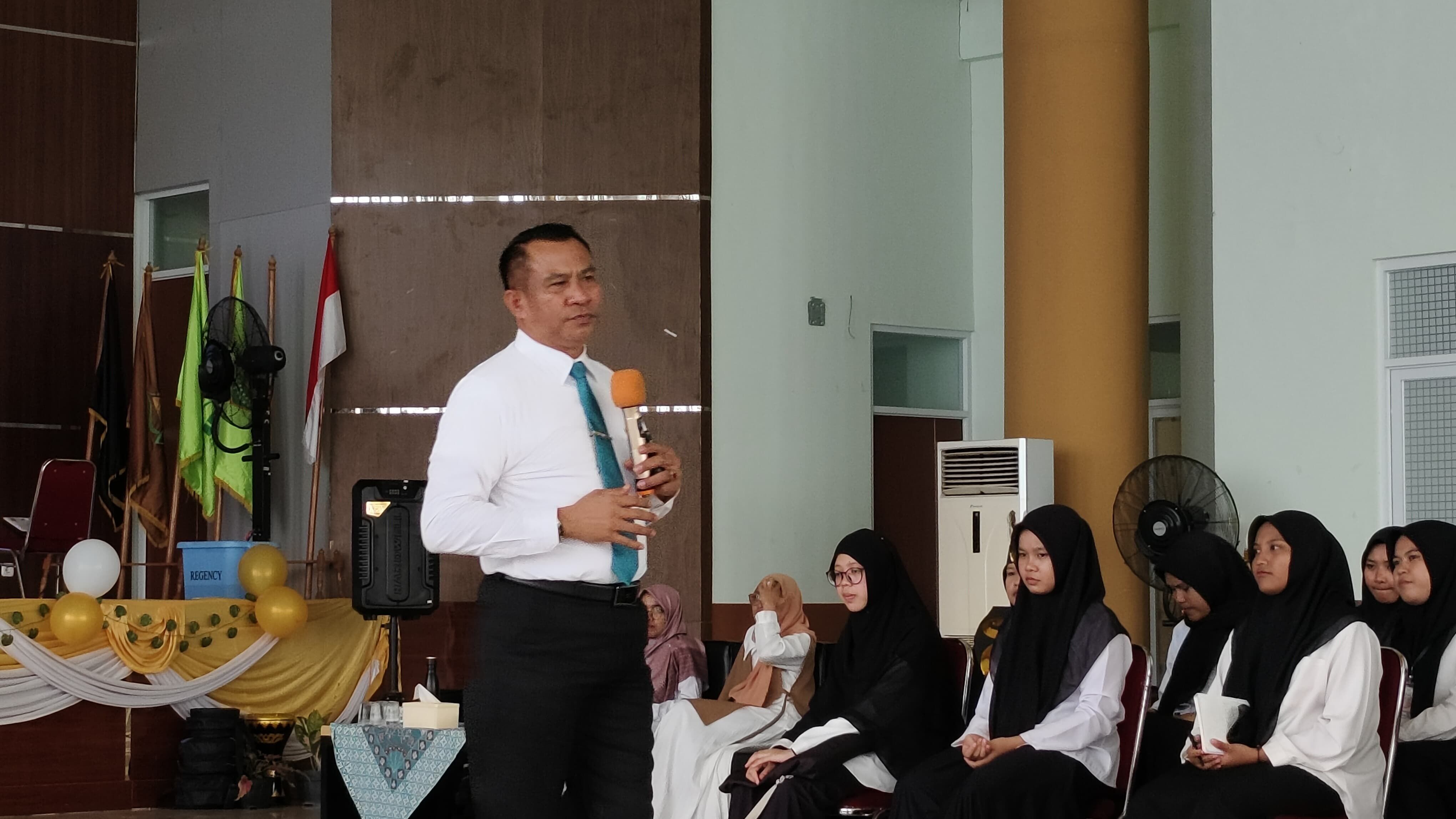 Bangun Keterampilan Mahasantri, Ma’had Al-Jami’ah adakan Workshop Keprotokolan dan Public Speaking Bersama BPSDM Kemendagri-RI