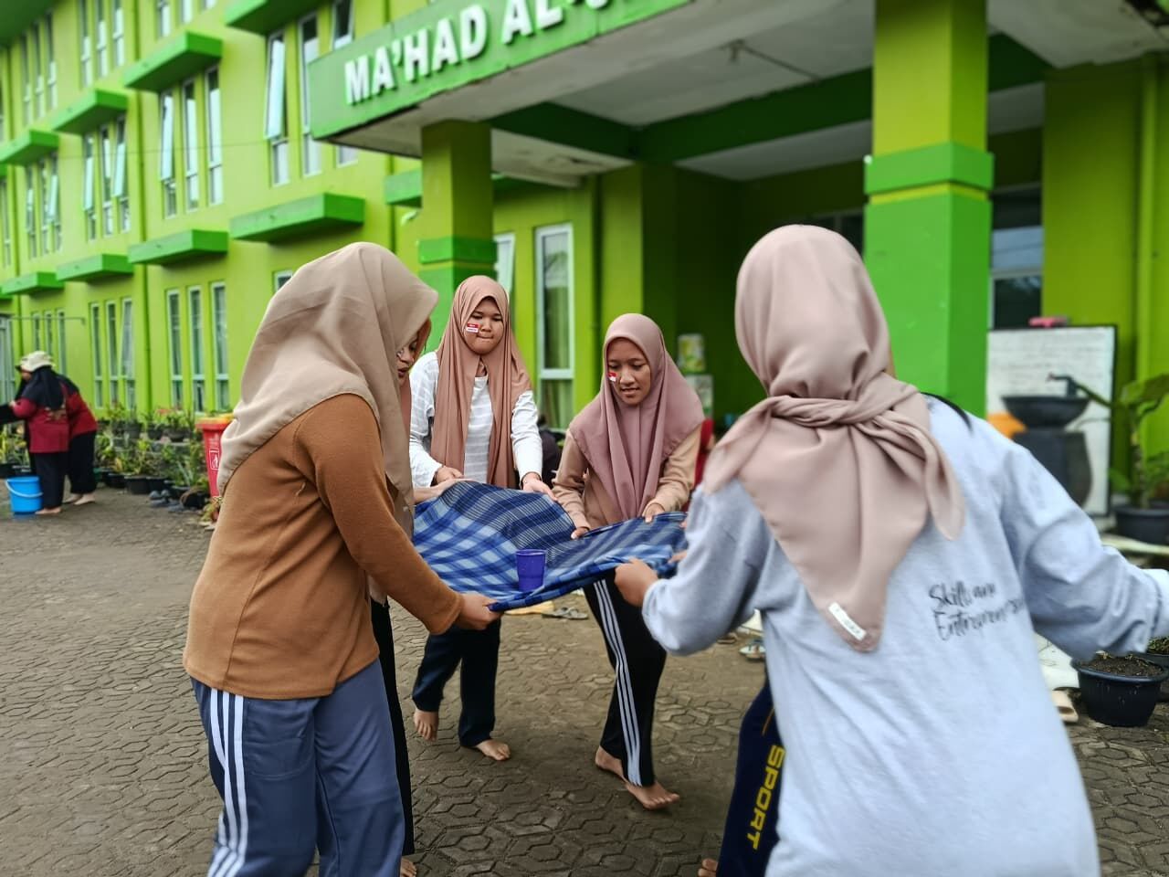 Meriah dan Penuh Semangat, Rangkaian MATAHARI 2025/2026 Ma’had Al-Jami’ah Bertepatan dengan HUT ke-80 RI