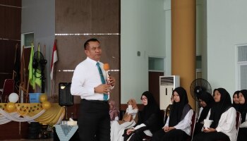 Bangun Keterampilan Mahasantri, Ma’had Al-Jami’ah adakan Workshop Keprotokolan dan Public Speaking Bersama BPSDM Kemendagri-RI
