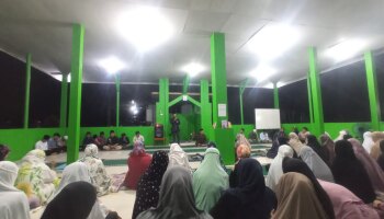 Dalam Tradisi Yasinan dan Do’a Bersama, Kepala Ma’had Al-Jami’ah sampaikan Pesan Moral kepada Mahasantri Calon Peserta KKN