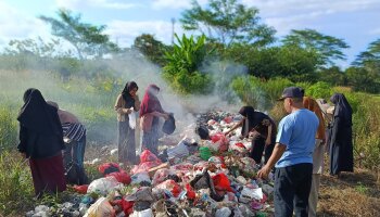 Mahasantri Ma'had Al-Jami'ah Gagas Aksi Peduli Sampah di TPA Kampus IAIN SAS Bangka Belitung