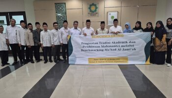 Penguatan Tradisi Akademik dan Pembinaan Mahasantri melalui Benchmarking Ma’had Al-Jami’ah IAIN SAS Bangka Belitung ke UIN Sunan Ampel Surabaya
