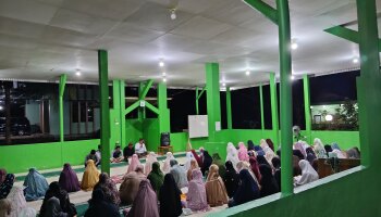 Yasinan dan Do’a Bersama Sambut Libur Semester: Kepala Ma’had Al-Jami’ah Beri Pesan Bijak untuk Mahasantri yang Akan Pindah