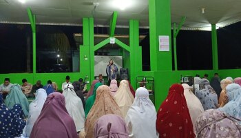 Yasinan Rutin Mahasantri Ma'had Al-Jami'ah Perkuat Pembinaan Spiritual dan Karakter Keislaman